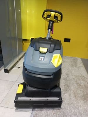 Karcher BR45/22 Battery Scrubber Dryer