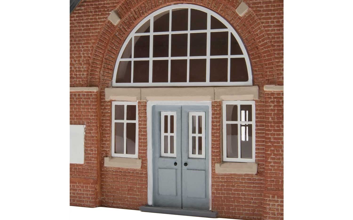 HORNBY SKALEDALE R9818 1 76 OO SCALE High Brooms Station