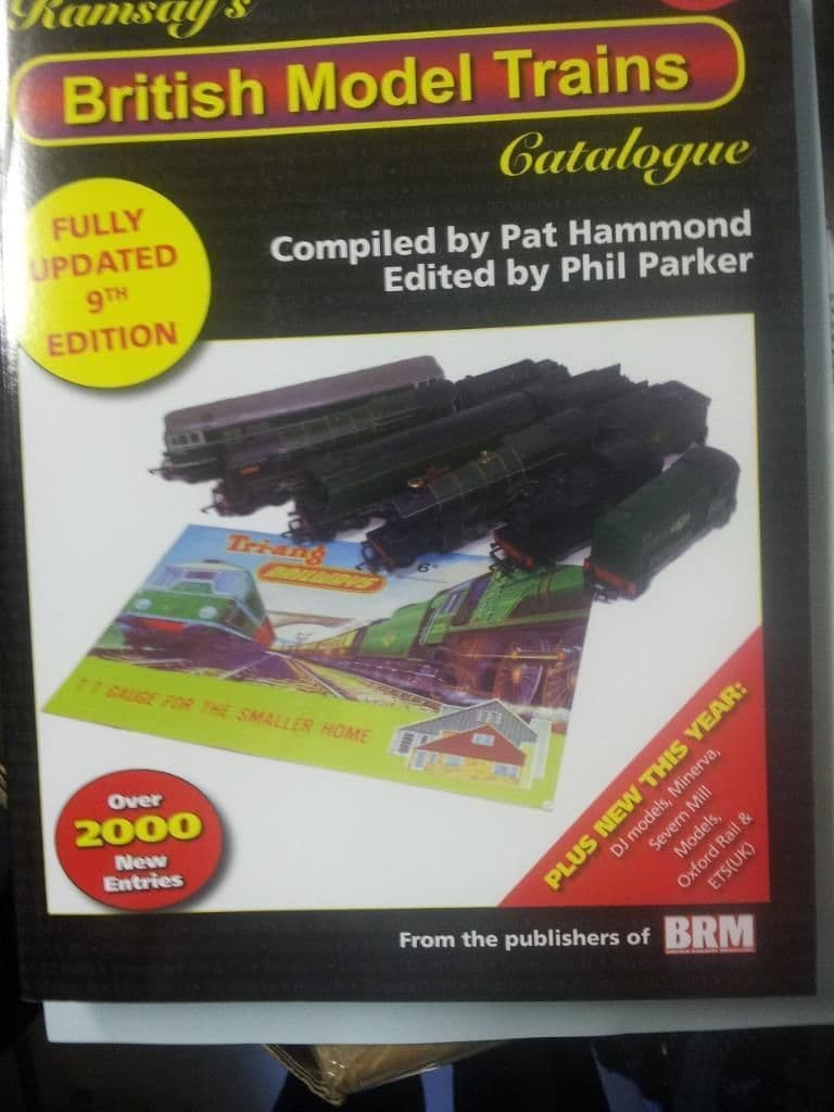 RAMSAY S BRITISH MODEL TRAINS CATALOGUE 2 VOLUMES ISBN 9781907292903