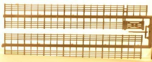 P&D Marsh N Gauge N Scale B152 Lineside Fencing & Gate Kit - Unpainted White Metal Casting (42cm)