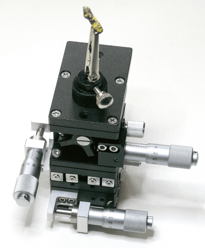 3 Axis 40mm XYZ  Precision Stage with Specimen Clip