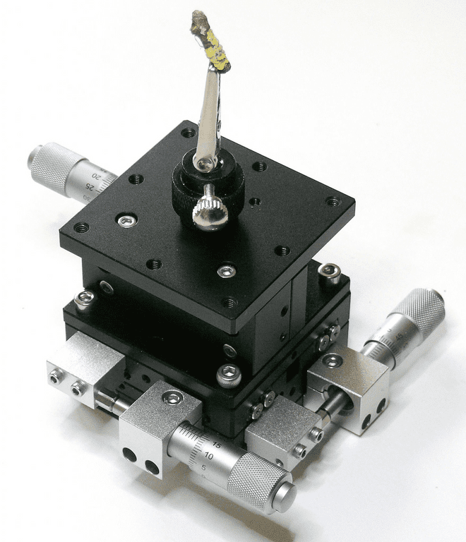 3 Axis 60 XYZ Precision Specimen Stage with Specimen Clip