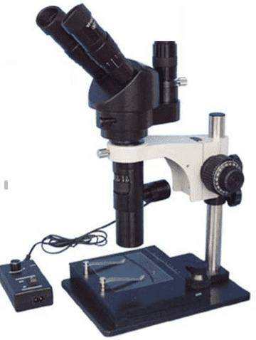 UM1127B Monozoom Microscope Series 15X-1350X, Trinocular