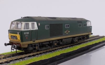 Heljan 3509 Class 35 Diesel BR  Green Late Crest D7100 Weathered Small Yellow Panels  DCC Ready