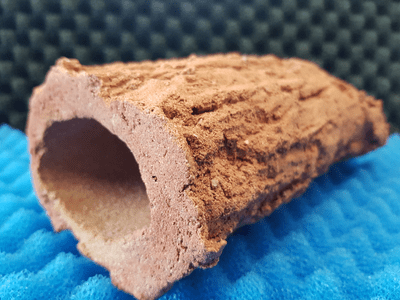 Large breeding cave (Red) - closed end