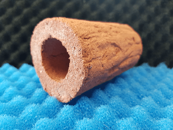 Small breeding cave (Red) - open ends