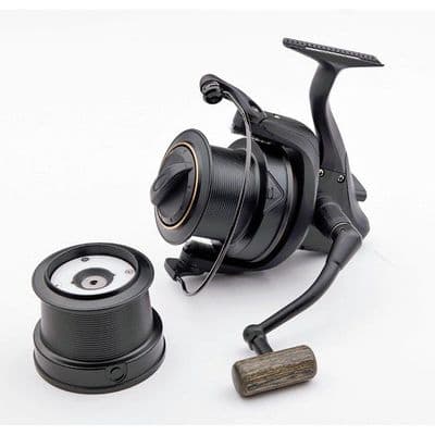 Wychwood RIOT Big Pit 65S BLACK Reel