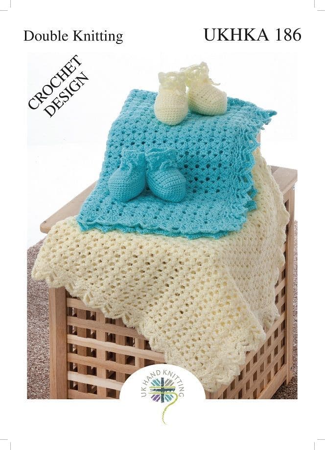 186 UKHKA DK Knitting Pattern - Pk 3