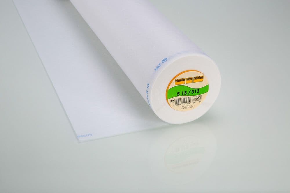 S13/313 - Vilene Heavy White Standard Sew In Interfacing 90cm x 25mtr roll