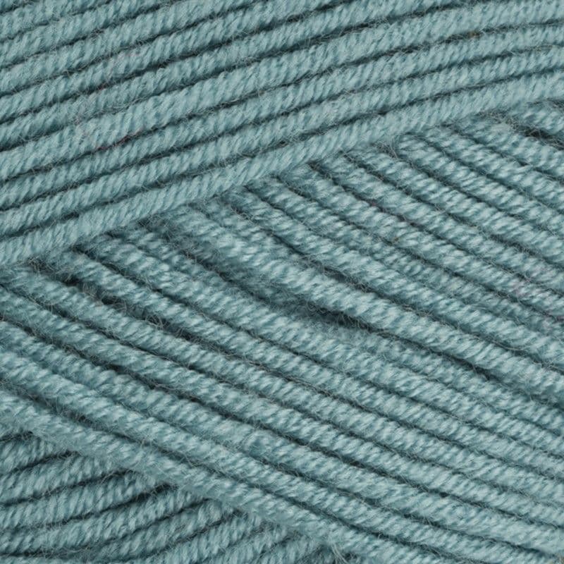 SC914 Bambino DK 3930 Bashful Blue - Pk 10