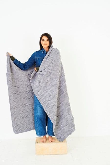 SCP Soft & Cosy Pattern 10280 Knitted Cable Blankets - Pk 5