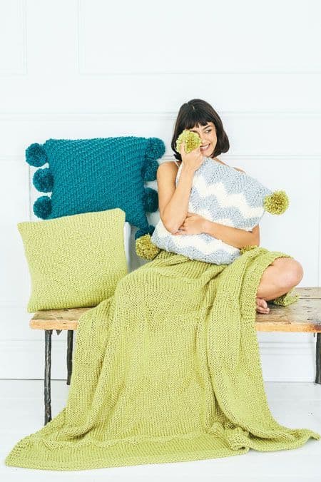 Special XL Super Chunky Pattern 9789 Blanket & Cushion - Pk 5