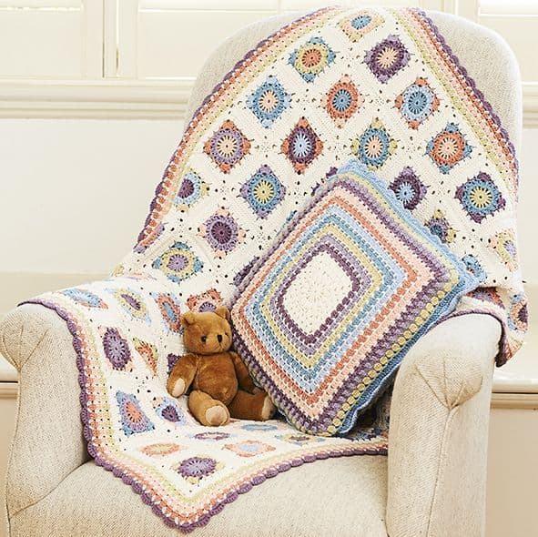 Stylecraft Pattern 9804 Blanket and Cushion - Pk 5