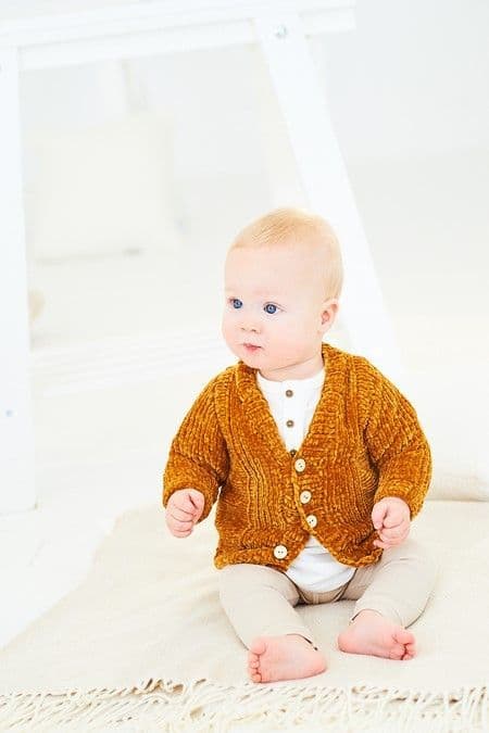 Stylecraft Pattern Squeeze Me DK 10152 Cardigan, Waistcoat & Toy - Pk 5