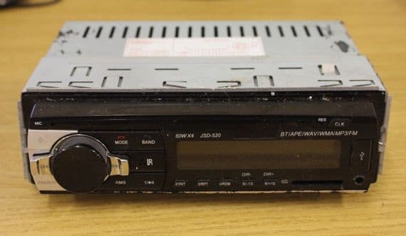 AFTERMARKET FOCUS COUGAR FIESTA PUMA JSD-520 RADIO CD PLAYER 1995 - 2005