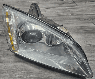 FOCUS MK2 ADAPTIVE CORNERING FRONT RIGHT DRIVER SIDE HEADLIGHT SILVER 2005-2008