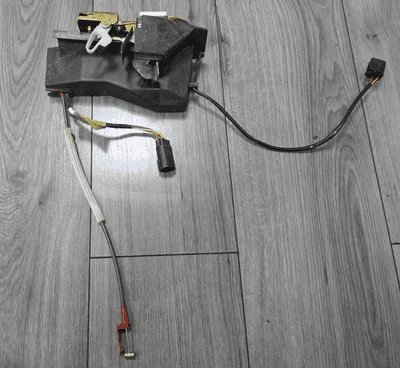 FORD ESCORT MK6 5 DOOR DRIVER FRONT DOOR LOCK ASSY 92AB-A21812-BD 1995 - 2001