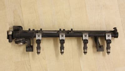 FORD FIESTA 1.4 / 1.6 PETROL FUEL RAIL INJECTOR SET X4 8A6G-9H487-CB 2008-2012
