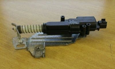 FORD FIESTA MK5 TAILGATE BOOT RELEASE MOTOR SOLENOID 1S6T-432A98-BA 2001-2006