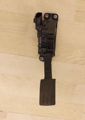 FORD FIESTA MK6 FUSION 1.4 / 1.6 TDCi THROTTLE ACCELERATOR PEDAL 2002 - 2012