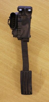 FORD FIESTA MK6 FUSION MANUAL OR AUTO THROTTLE ACCELERATOR PEDAL 2002 - 2012