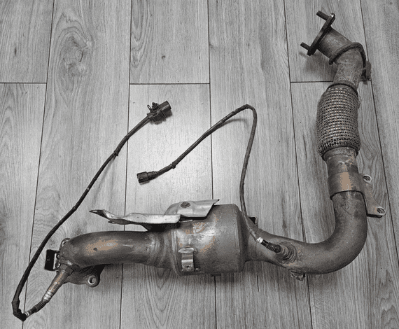 FORD FIESTA MK7 1.0 PETROL CATALYTIC CONVERTER DPF CV21-5E211-AH 2013 - 2017