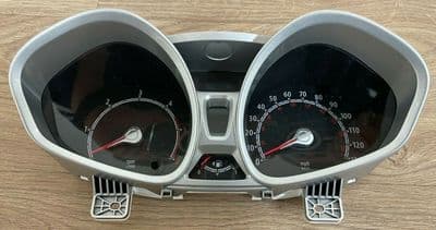 FORD FIESTA MK7 1.4 / 1.6 TDCi SPEEDO CLOCK CLUSTER 8A6T-10849-HL 2008 - 2012