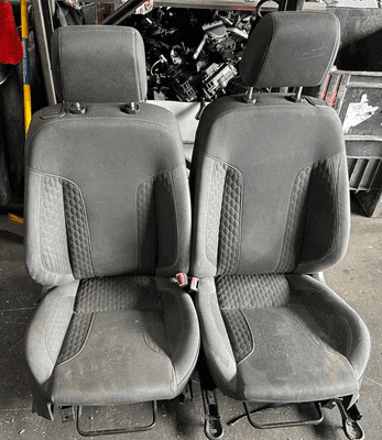 FORD FIESTA MK7 3 DOOR FRONT DRIVER RIGHT SEAT ULTIMATE/MONAX CHARCOAL 2013-2017