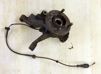 FORD FIESTA MK7 DRIVERS SIDE FRONT O/S/F WHEEL HUB KNUCKLE W/ ABS 2008-2012
