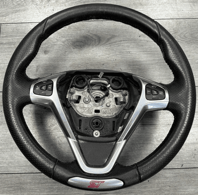 FORD FIESTA MK7 ST 3 SPOKE LEATHER STEERING WHEEL C1BB-3600-LB 2013 - 2017