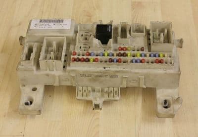 FORD FOCUS C-MAX 1.6 PET BODY CONTROL MODULE FUSE BOX BCM 4M5T-14A073-BH 05-11