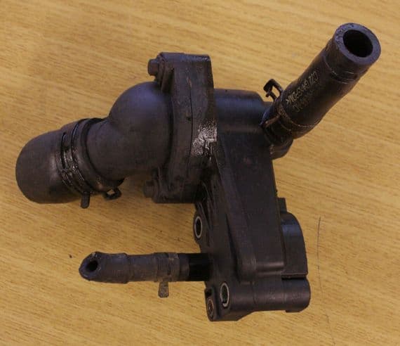 FORD FOCUS CONNECT MONDEO 1.8 TDCi THERMOSTAT HOUSING 2S4Q-9K478-AD 2002-2013