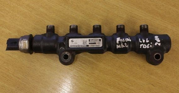 FORD FOCUS MK2 1.6 TDCi INJECTOR FUEL RAIL 9654592680 2008 - 2011