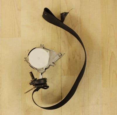 FORD FOCUS MK2 CC PASSENGER SIDE FRONT SEAT BELT BLACK 6N41-L61295-AG 2006-2010