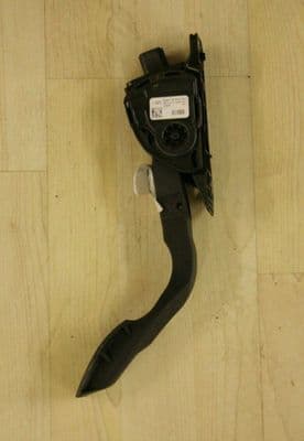 FORD FOCUS MK3 THROTTLE PEDAL ACCELERATOR BV61-9F836-BB 2011 - 2015
