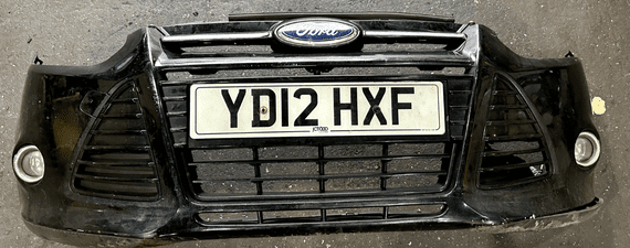 FORD FOCUS MK3 TITANIUM FRONT BUMPER GRILL FOG LIGHT PANTHER BLACK 2011 - 2015