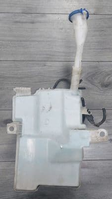 FORD FOCUS MK3 WINDSCREEN WATER BOTTLE RESERVOIR BV61-17B613-EA 2011 - 2015