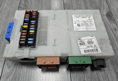 FORD GALAXY MK3 BODY CONTROL MODULE FUSE BOX BCM 7G9T-14A073-DB 2007 - 2010