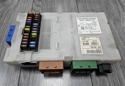 FORD GALAXY MK3 BODY CONTROL MODULE FUSE BOX BCM 7G9T-14A073-DE 2007 - 2010