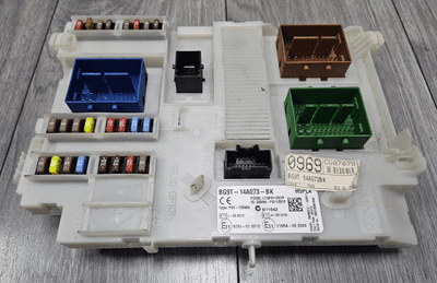 FORD GALAXY MK3 BODY CONTROL MODULE FUSE BOX BCM BG9T-14A073-BK 2010 - 2015
