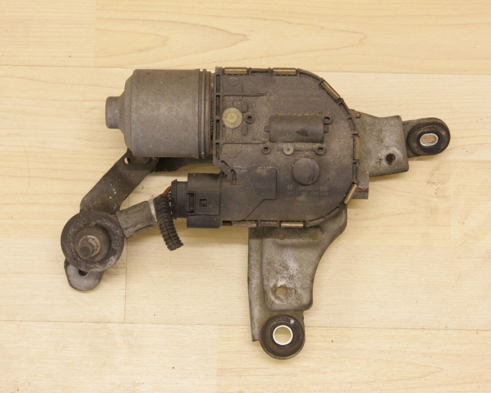 Genuine Ford Focus MK1 Front Wiper Linkage With Motor - XS41-17504-BH 1998-2005