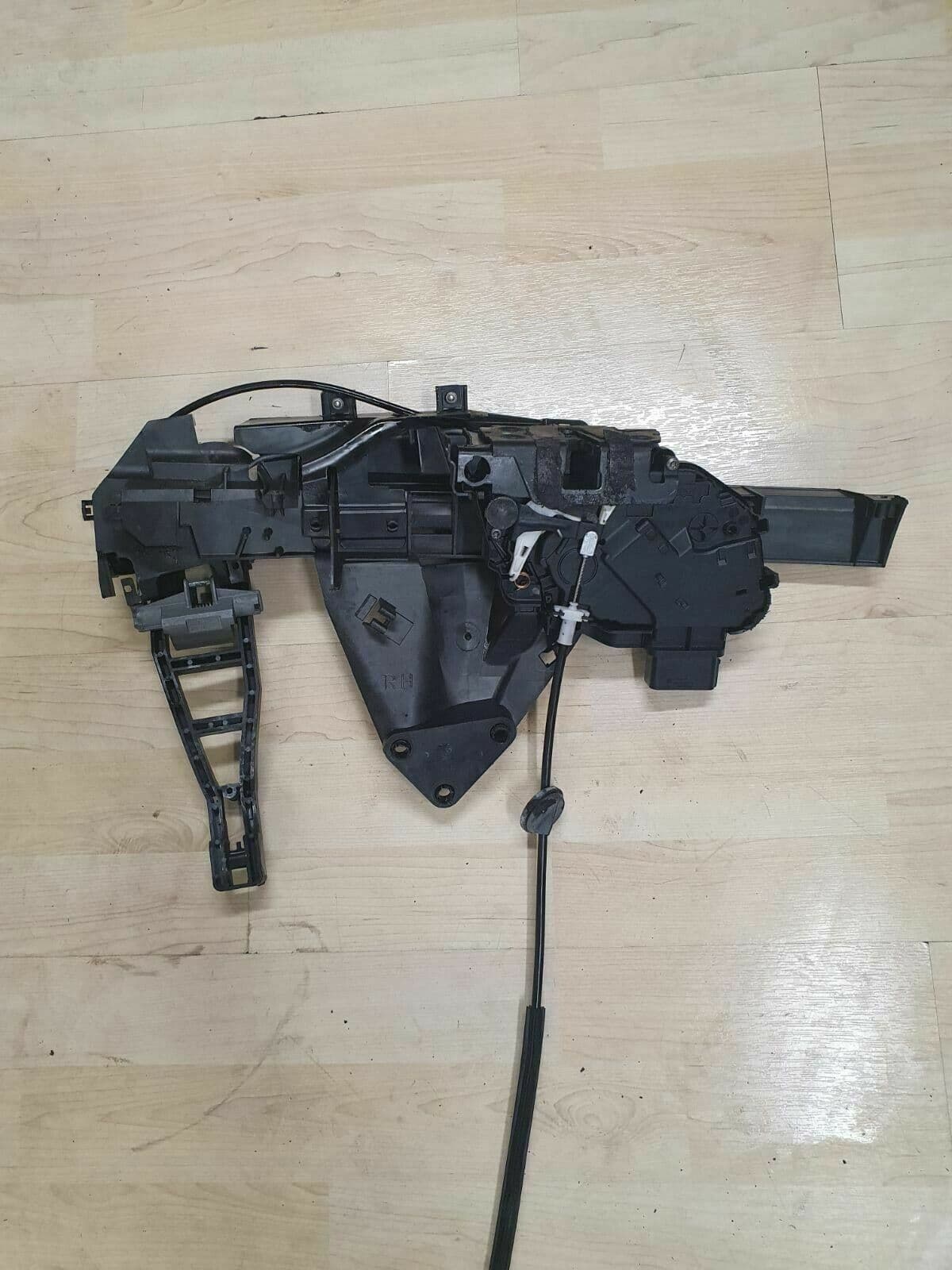 驚速【整備済み】第8i3 M.2SSD512G M8G Win11Off2021 FORD KUGA MK1 DRIVER FRONT DOOR LOCK ASSY 8V4A-S21812-MA 1523320