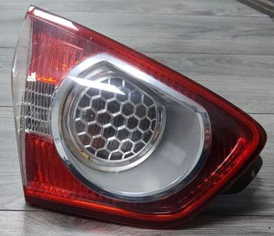 FORD KUGA MK1 HATCHBACK TAIL BACK REAR INNER LIGHT PASSENGER SIDE 2008-2012