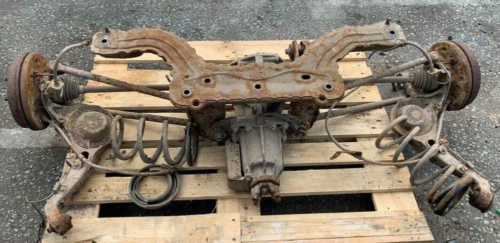 Axle Subframe FORD MAVERICK 2 0L 5 SPEED MANUAL REAR AXLE SUBFRAME DIFFERENTIAL 2000 ...