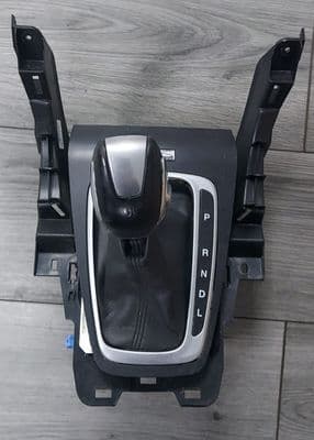 FORD MONDEO MK5 2.0 PETROL AUTO HYBRID GEAR STICK ASSY DG98-7K004-ED 2015-2019