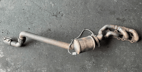 FORD MUSTANG 5.0 V8 DRIVER RIGHT CATALYTIC CONVERTER FR33-5E212-FD 2015 - 2023