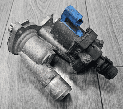 FORD S-MAX MK1 1.6 PETROL ECOBOOST THERMOSTAT CONTROL VALVE HOUSING 2010-2015