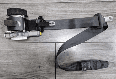 GENIUNE FORD FIESTA MK7 3 DOOR FRONT PASSENGER SIDE LEFT SEAT BELT 2009 - 2012