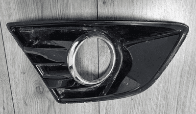 GENUINE C-MAX MK2 DRIVER FOG LIGHT TRIM SURROUND AM51-R19952-C 2011 - 2015