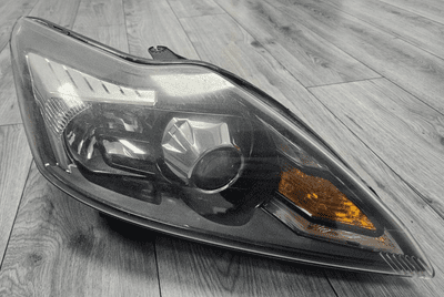 GENUINE FOCUS MK2 DRIVER RIGHT XENON HEADLIGHT 8M51-13D154-DD 2008 - 2011